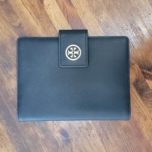 Tory Burch Wallet Like New!
